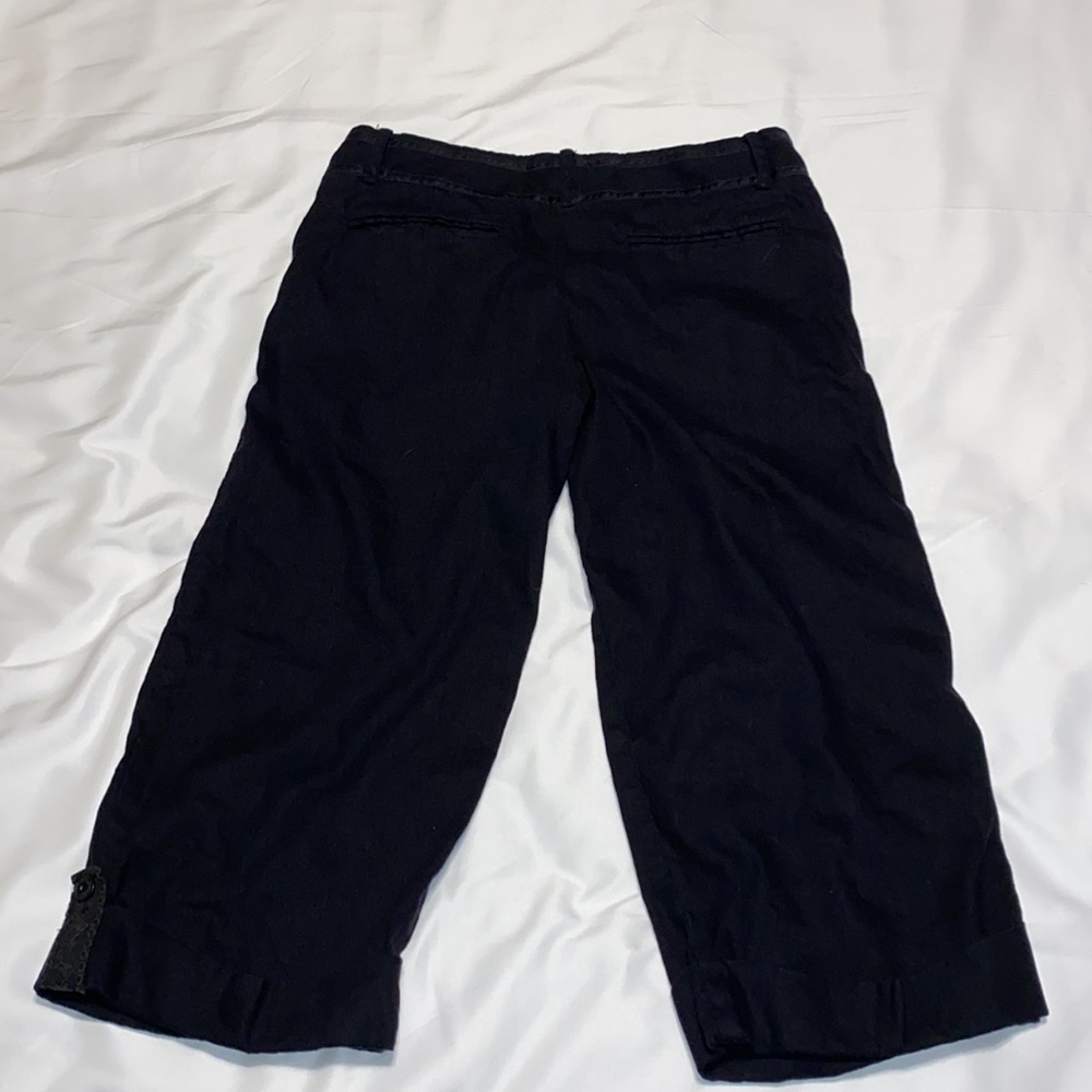 Vintage black Marciano capri pants. Size 0. - Picture 6 of 12